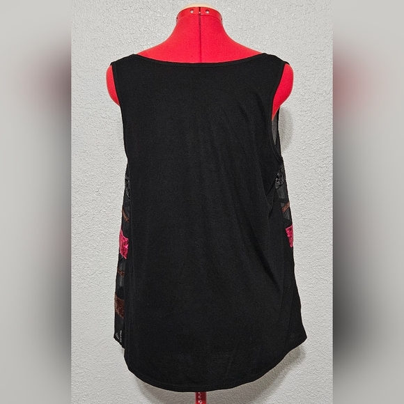 Sequenced Top - Picture 3 of 4